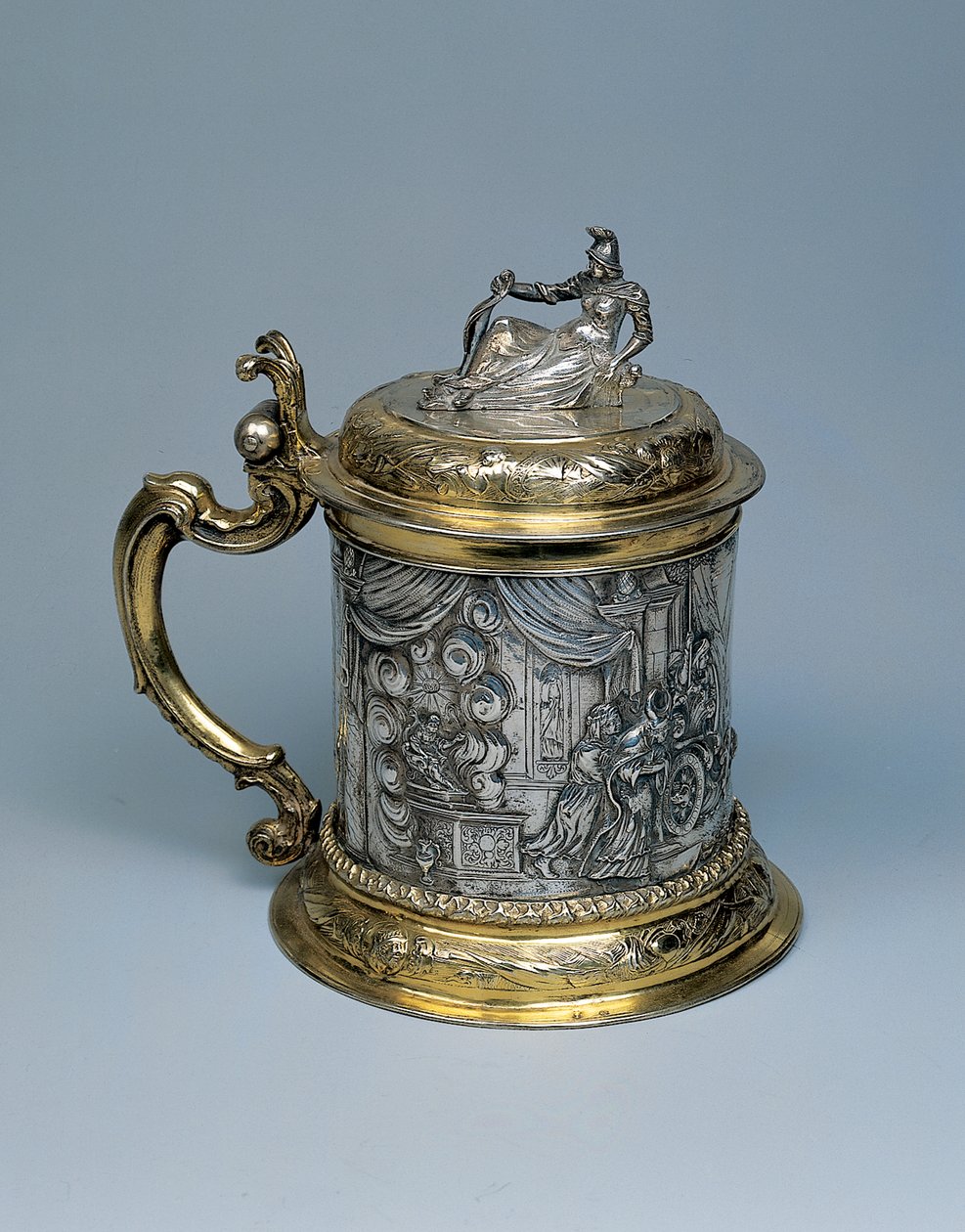 Tankard, liget jaget med en scene, der repræsenterer Alexander og legenden om den gordiske knude, Danzig, ca. 1680 (pakke forgyldt sølv) af German School