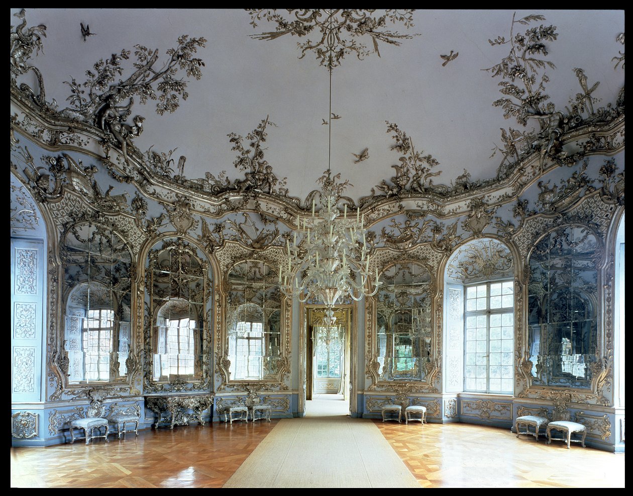 The Hall of Mirrors, designet af Francois Cuvillies (1695-1768), med stuk af Johann Baptist Zimmermann (1680-1758), 1734-37 (se også 54724) af German School