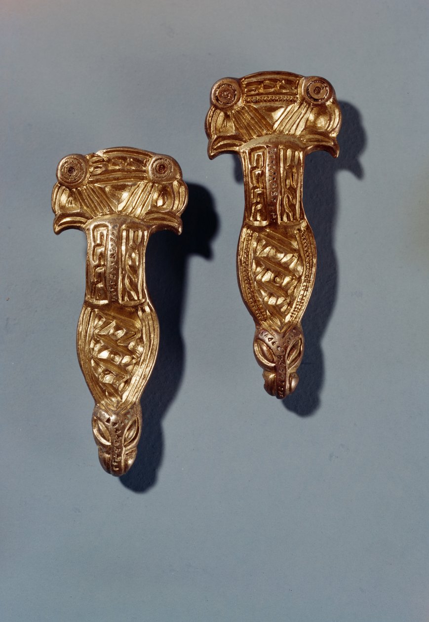Thueringer fibulas med fuglehoveder, Stoessen, første halvdel af C06th, (guld) af German School