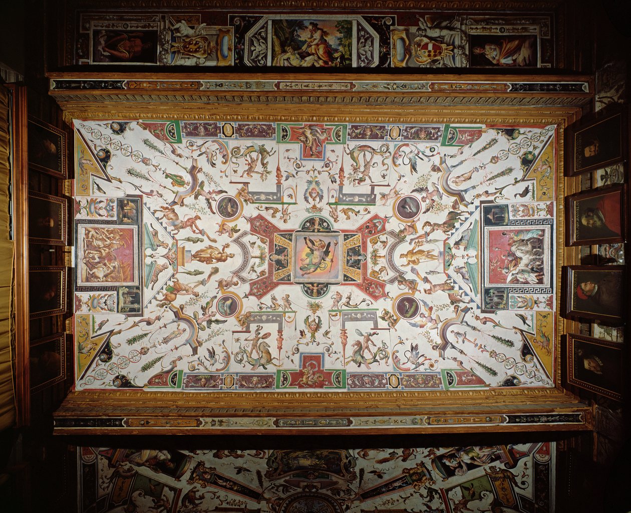 Loft fra Vasari-korridoren, 1560-80 af Giorgio Vasari