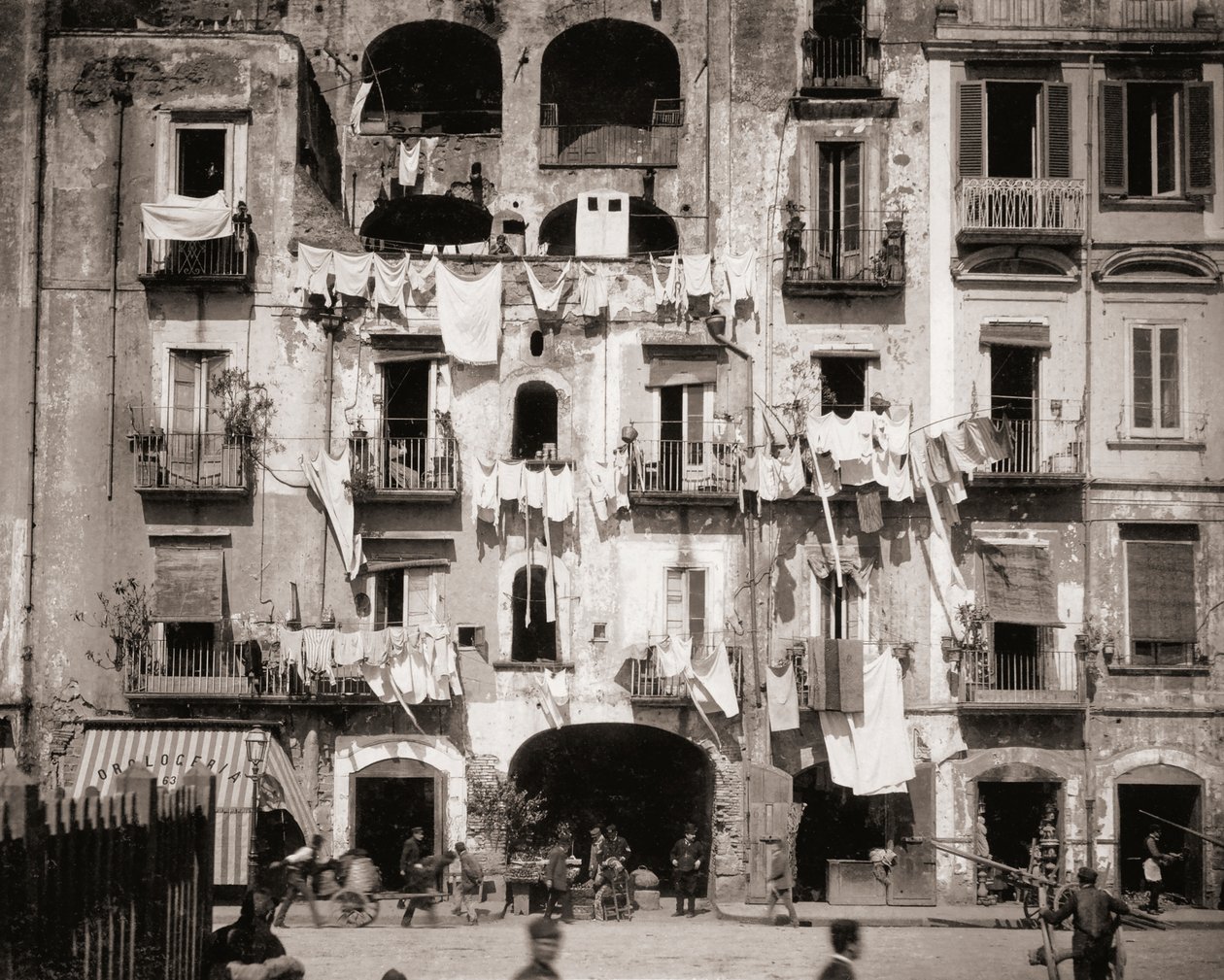 Gadebillede, Napoli, Italien af Giorgio Sommer