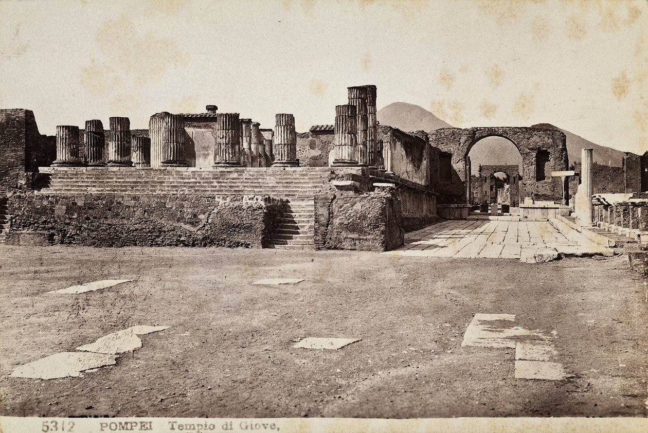 Jupiters tempel i Pompeji af Giorgio Sommer