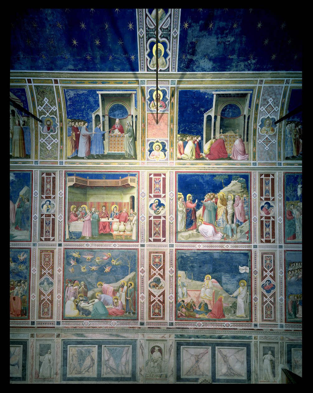 Udsigt over freskerne på venstre væg, ca. 1303-05 (efter restaurering) af Giotto di Bondone