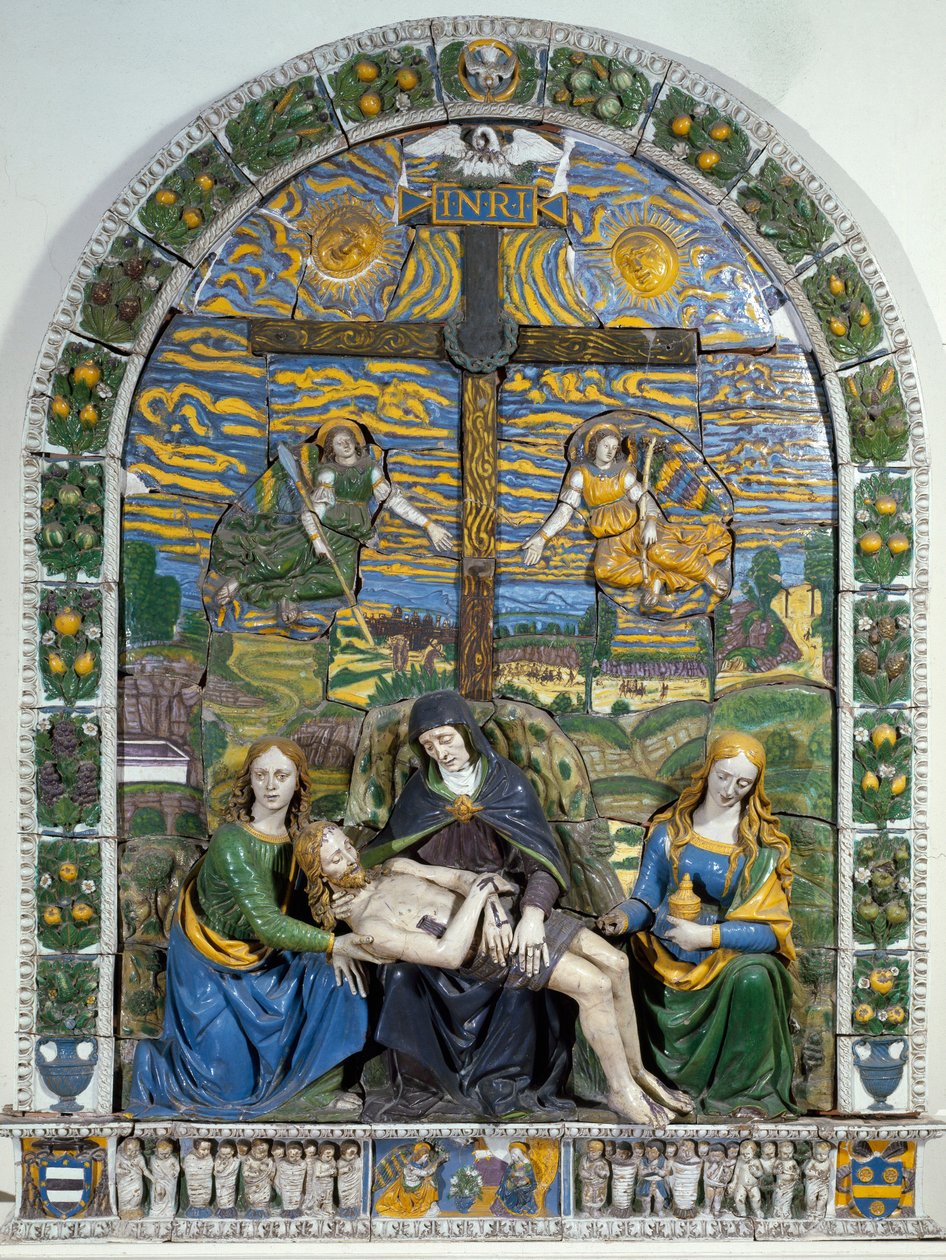 Aflejringen (Pieta) Jesus Kristus og Jomfru Maria omgivet af Sankt Johannes og Sankt Maria Magdalena før korset med inskriptionen INRI (I.N.R.I.). Lavrelief keramik af Giovanni della Robbia (1469-1529) Dim. 3x2,28 m Firenze, Museo Nazionale af Giovanni della Robbia