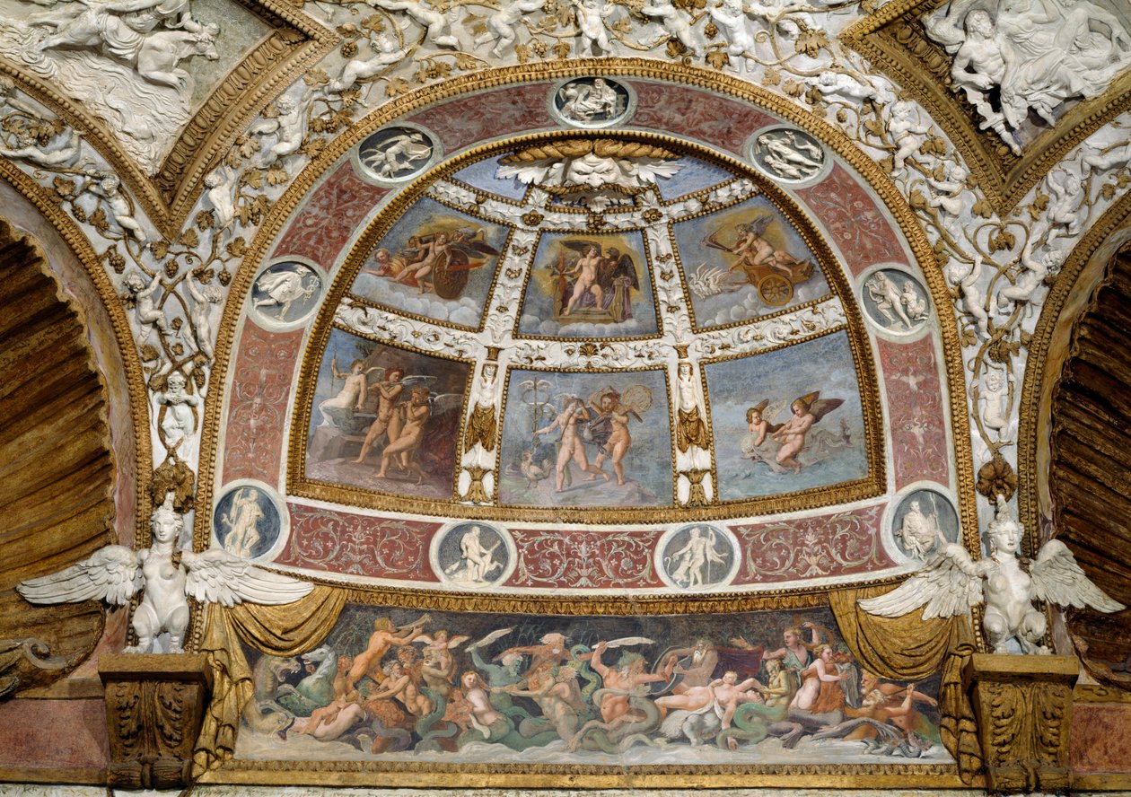 Camera delle Aquile, loftsdetalje, der viser en frise af en kamp mellem tritoner og kentaurer, en lunette ovenfor, der viser mytologiske scener og en ramme af stukudsmykning, 1528 fresko og st. af Giulio Romano