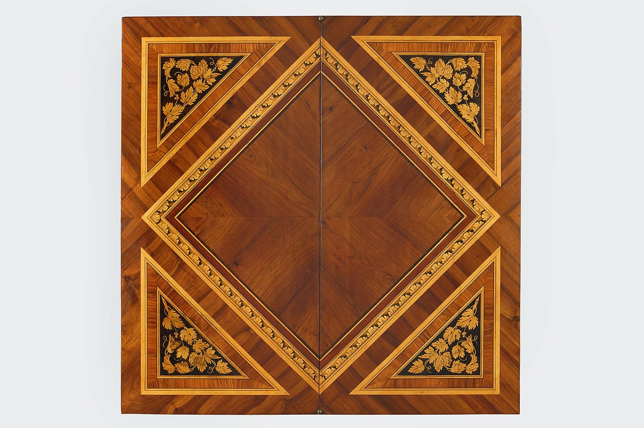 Topbord (træ) af Giuseppe Maggiolini
