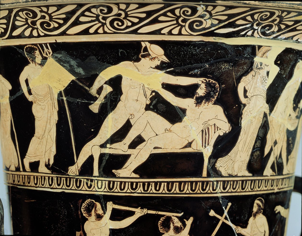 Attisk rødfiguret bægerkrater dekoreret med scener af Theseus