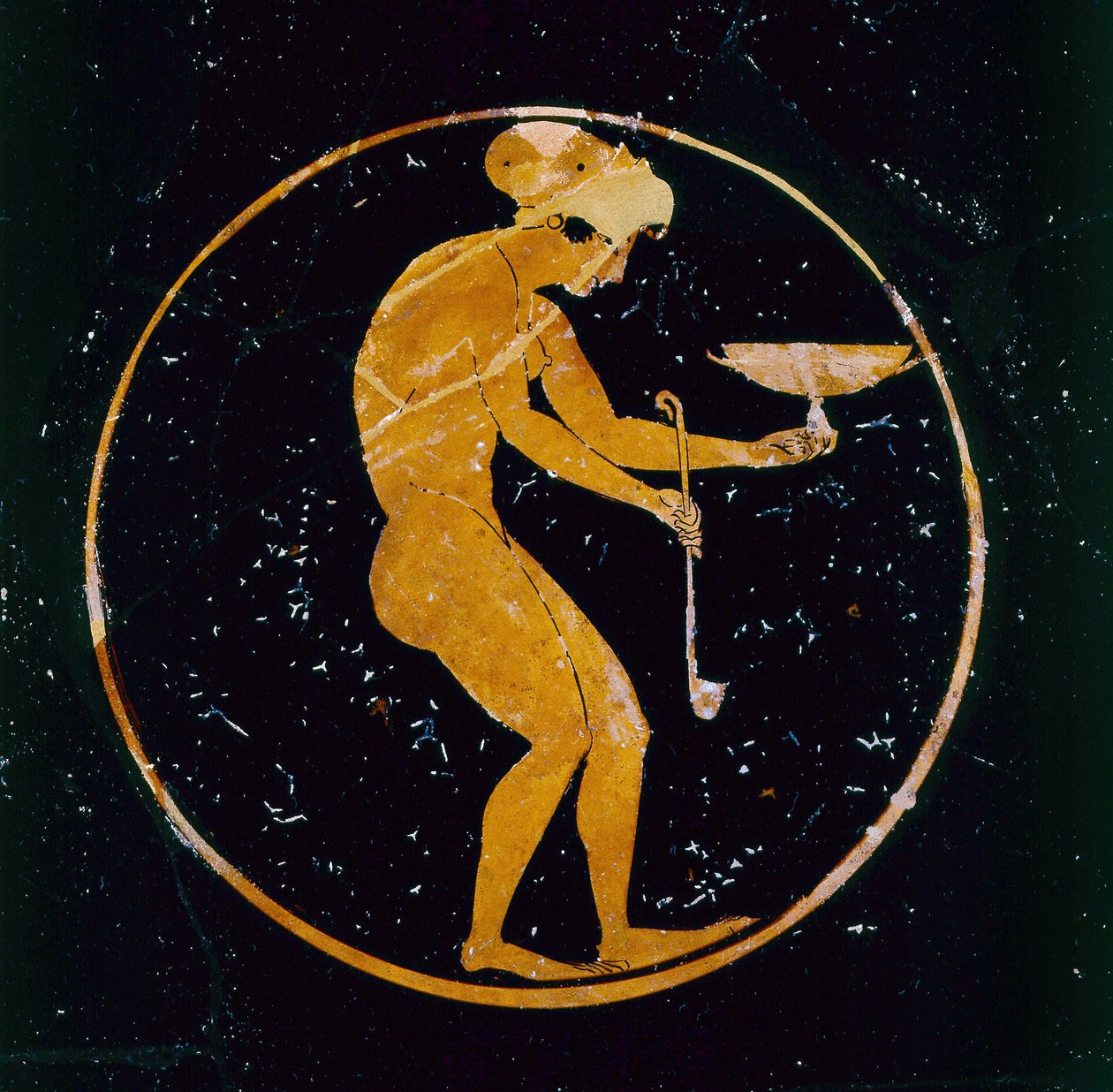 Attic red-figure cup decorated with a naked slave-girl holding a wine cup and a ladle, by Oltos, c.510 BCdani af Greek