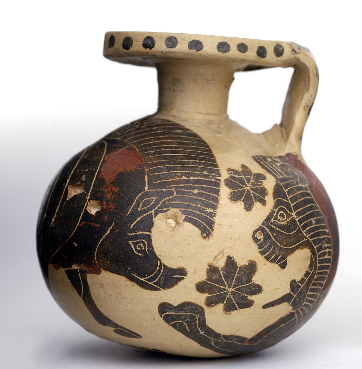 Korintiske sorte kugleformede aryballos forestillende dyr, Mellemkorinthisk periode (600-575 f.Kr.) (ler) af Greek