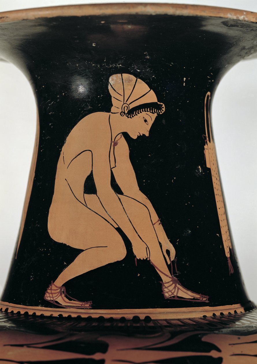 Krøjende kvinde, der binder sin sandal, detalje fra halsen på en attisk rød-figur amfora, lavet af Pamphaios og malet af Oltos, ca. 510-500 f.Kr. (keramik) (se også 92571) af Greek