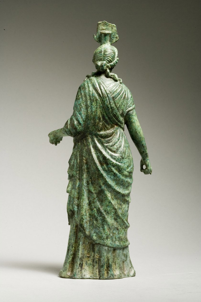 Set bagfra af en statue af Isis Fortuna, hellenistisk, 1. århundrede f.Kr.-1. århundrede e.Kr. (bronze) (se 270388 for forfra) af Greek