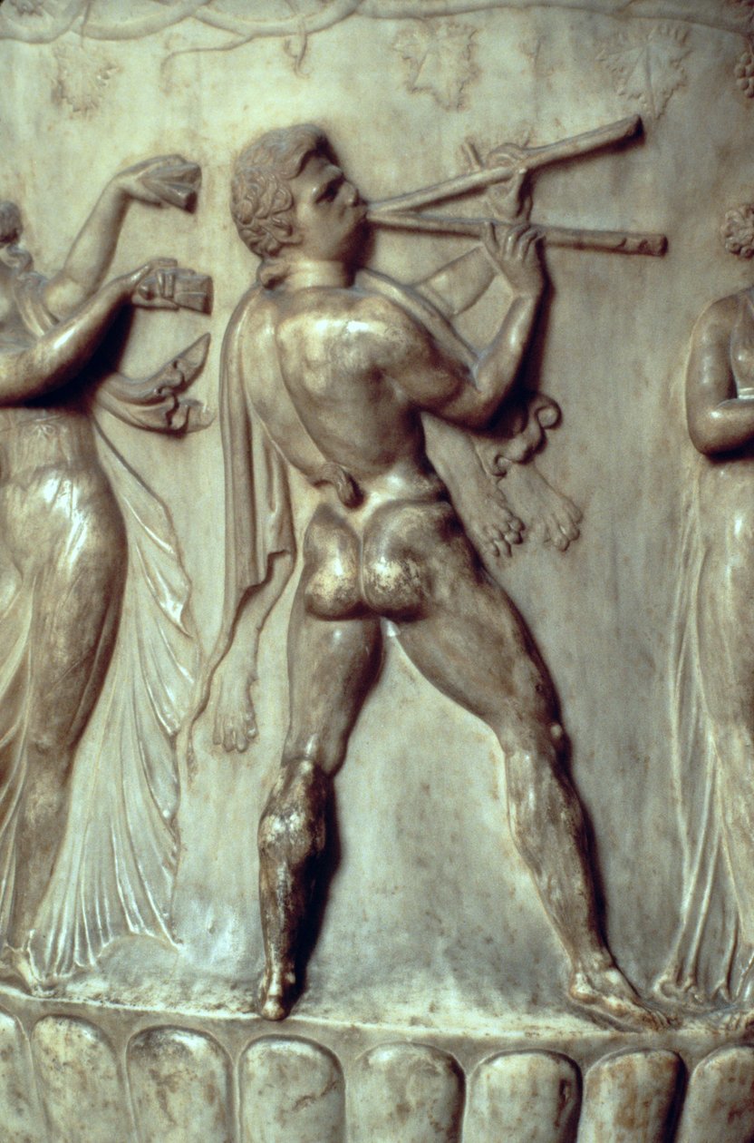 Borghese-krateret eller -vasen, detalje af relief forestillende en mand, der spiller på dobbeltfløjte, Neo-Attic, ca. 40-30 f.Kr. marmor af Greek
