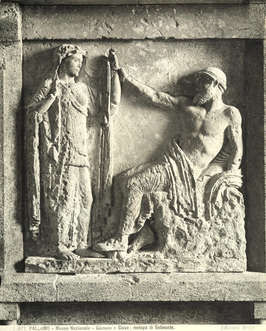 Zeus og Hera, metope fra Temple E i Selinunte, Sicilien (marmor) (s/h foto) af Greek