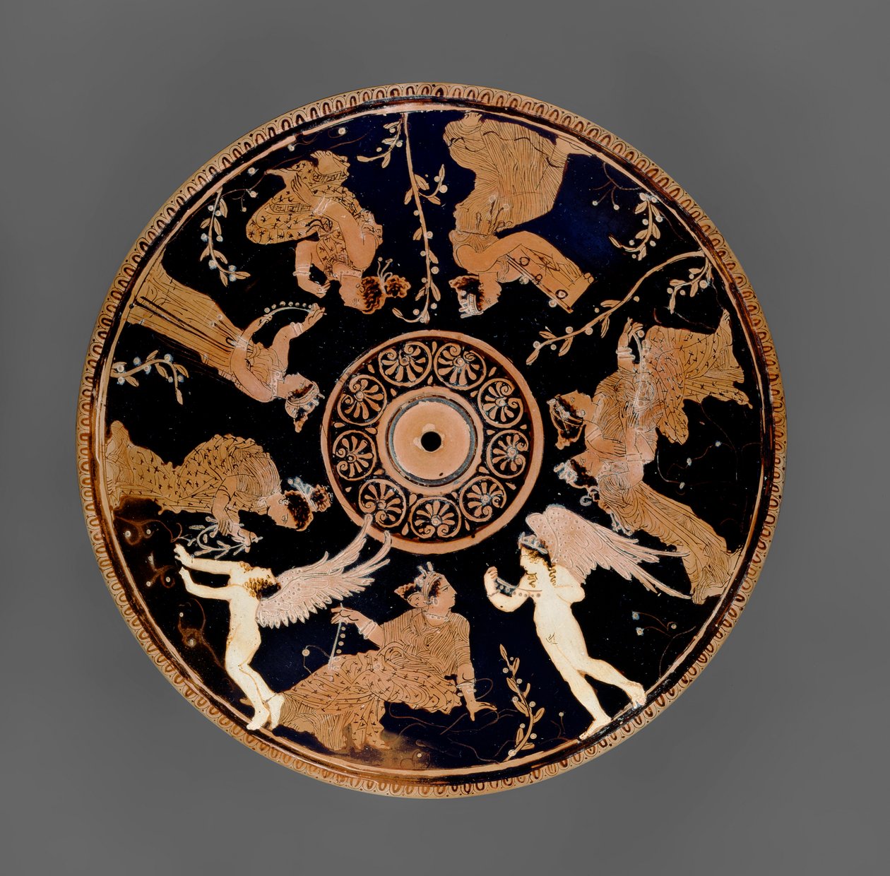 Attic rød-figur Pyxis, detalje af låget dekoreret med kvinder, der holder kærlighedspoletter og halskæder, tæt på Medidias Painter (keramik) af Greek School