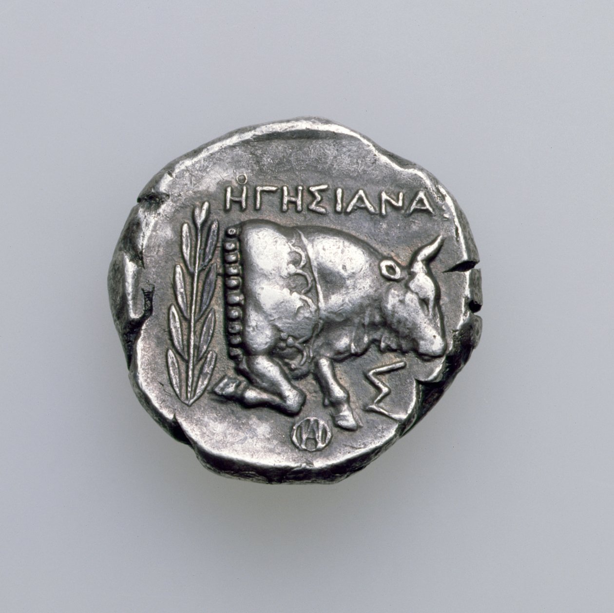Tetradrachm of Samos, Ionia, forestillende en tyr, ca. 390 f.Kr. (omvendt) (sølv) (for forside se 168076) af Greek School