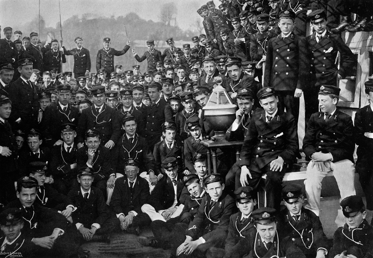 Flådekadetter om bord på HMS Britannia, Dartmouth, Devon, 1895 1896 af Gregory and Co