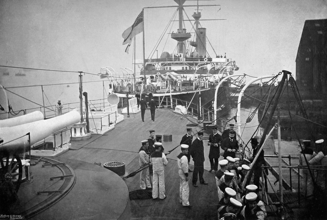 Slagskibet HMS Resolution, Portsmouth, Hampshire, 1896. af Gregory and Co