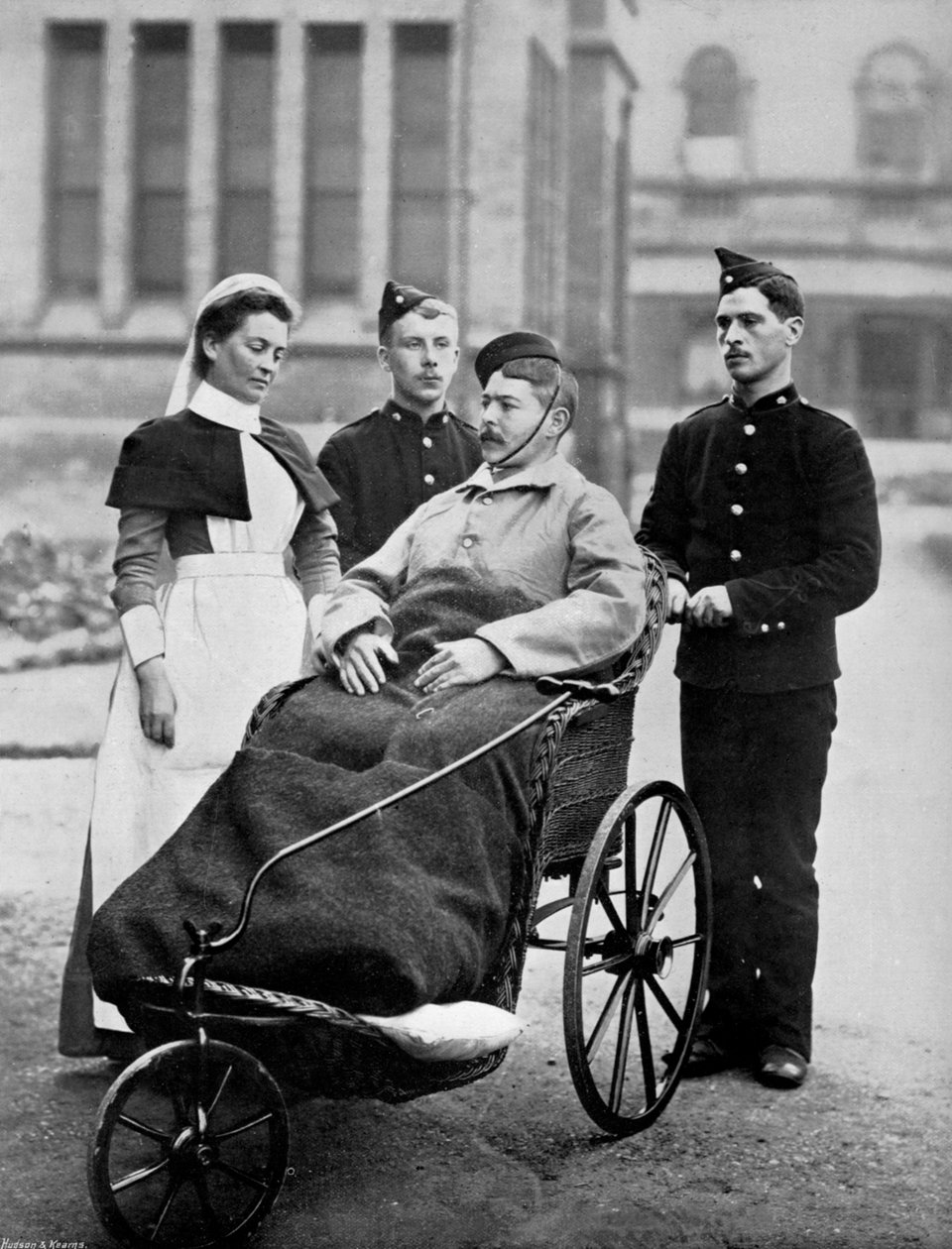 The reconvalescent, Herbert Hospital, Woolwich, London, 1896 af Gregory and Co