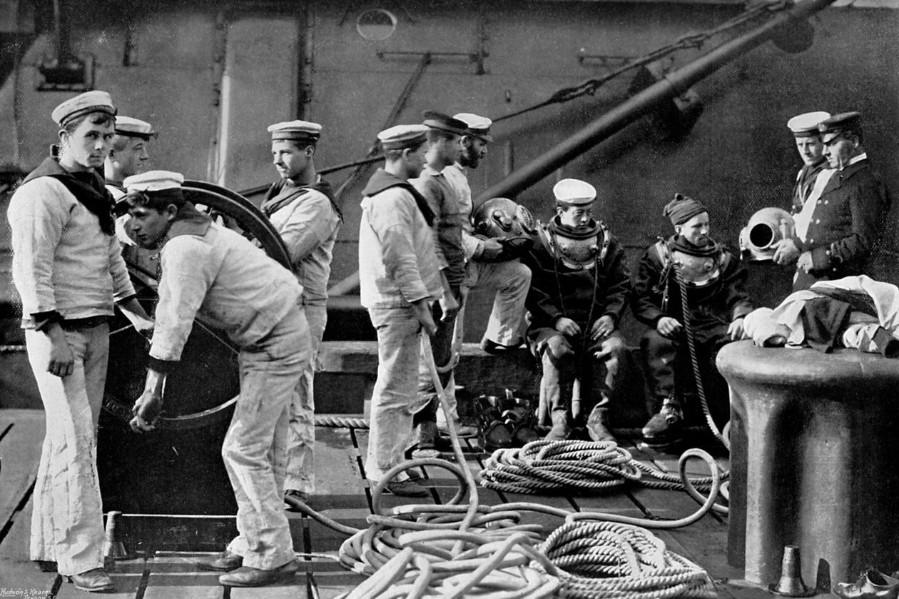 Dykkeren om bord på skibet, 1896 af Gregory and Co