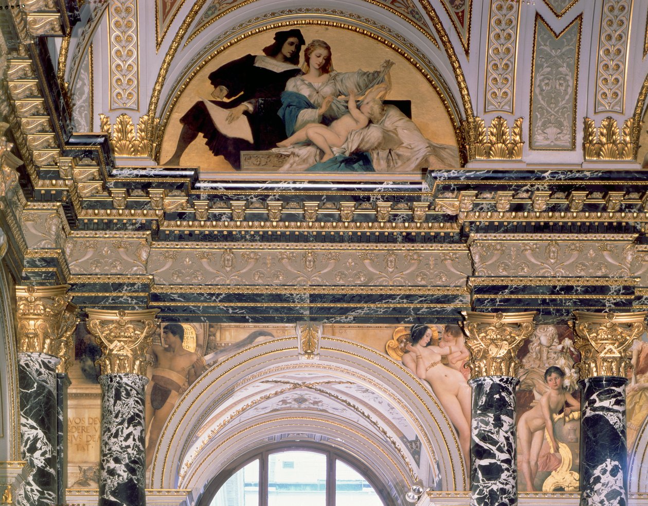 Interiør i Kunsthistorisches Museum, Wien, med en buegang med dekoration af David og Venus, der forestiller figurer af David og Venus fra det 14. og 15. århundrede i Firenze, Wien, 189091 (vægmaleri) af Gustav Klimt