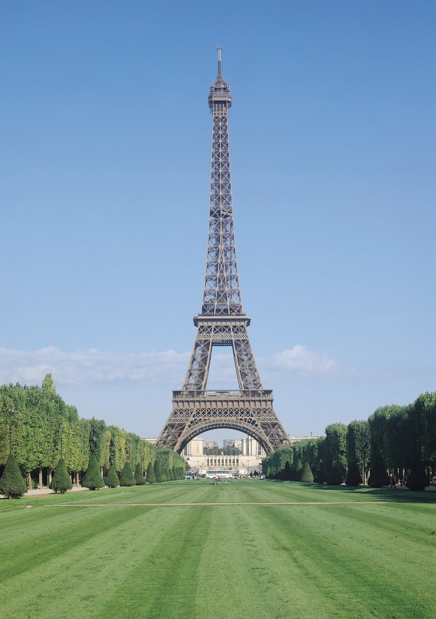 Eiffeltårnet, udsigt mod Palais de Chaillot, bygget 1887-89 af Gustave Eiffel