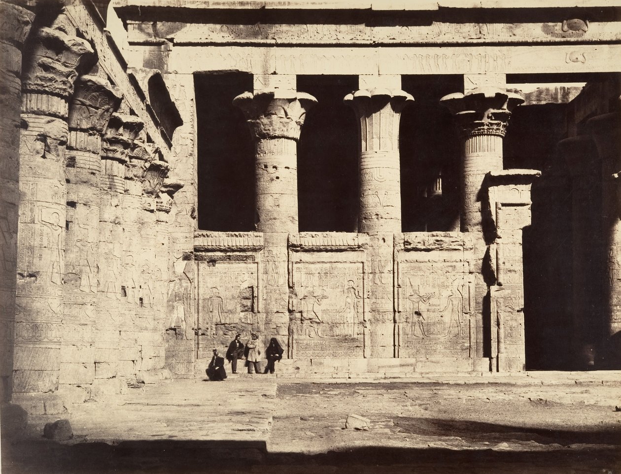 Edfu-templet, 1867. af Gustave Le Gray