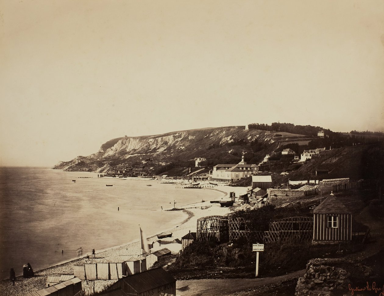 Stranden ved Sainte-Adresse, med Dumont-badene, 185657. af Gustave Le Gray