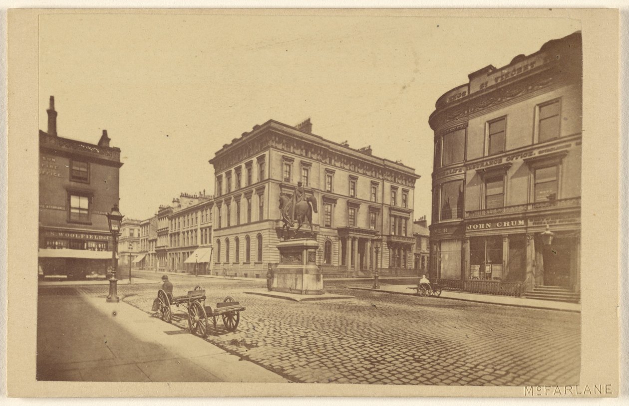 Dronningestatuen og klubhuset, Glasgow. af H. Macfarlane