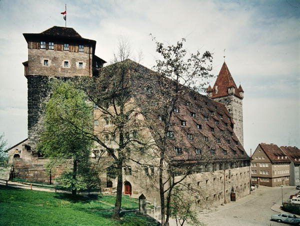 Udsigt over Mauthalle, oprindeligt bygget som kornlager i ca. 1500 af Hans Beheim