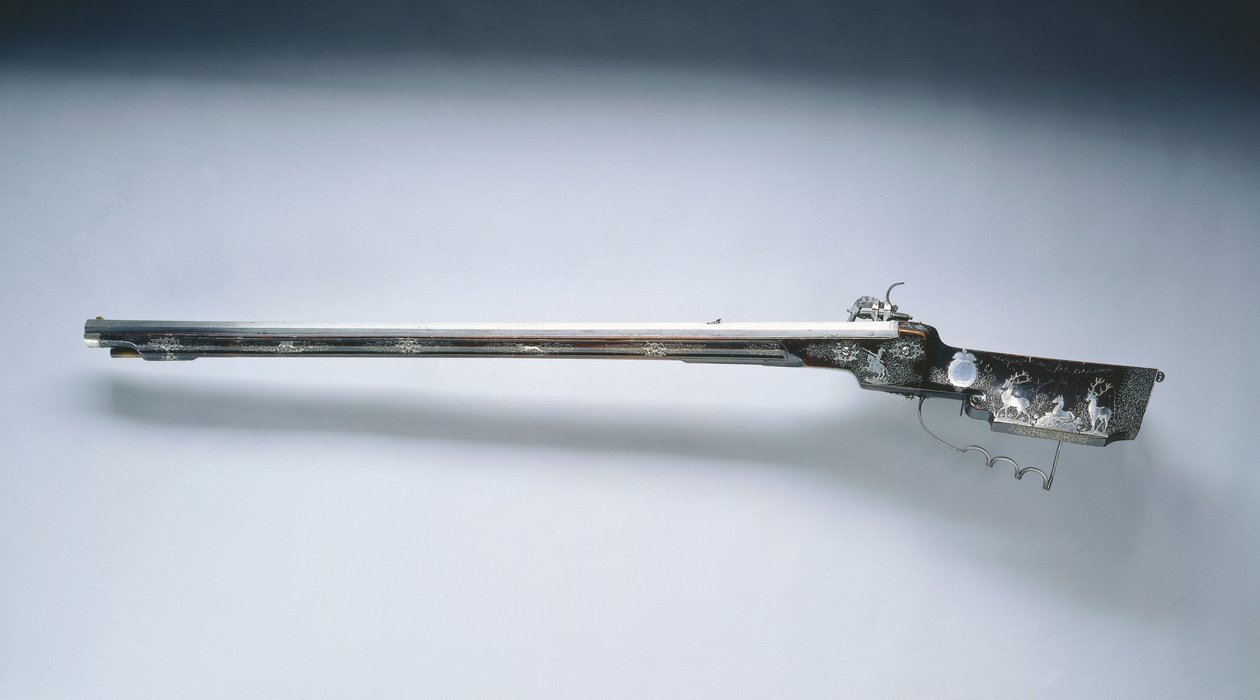Wheel-Lock Jagtrifle, midten af 1600-tallet (stål, lakeret træ (valnød) skaft dekoreret med indlagt sølvtråd og applikationer) af Hans Schmidt