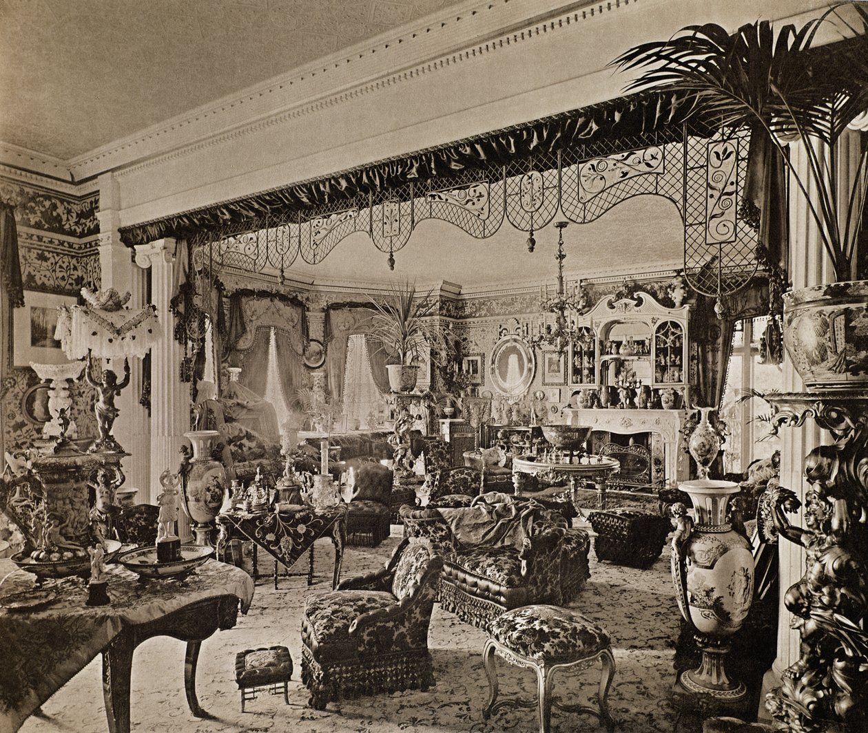 The Drawing Room, Wickham Hall, Kent, 1897 af Harold Palmer