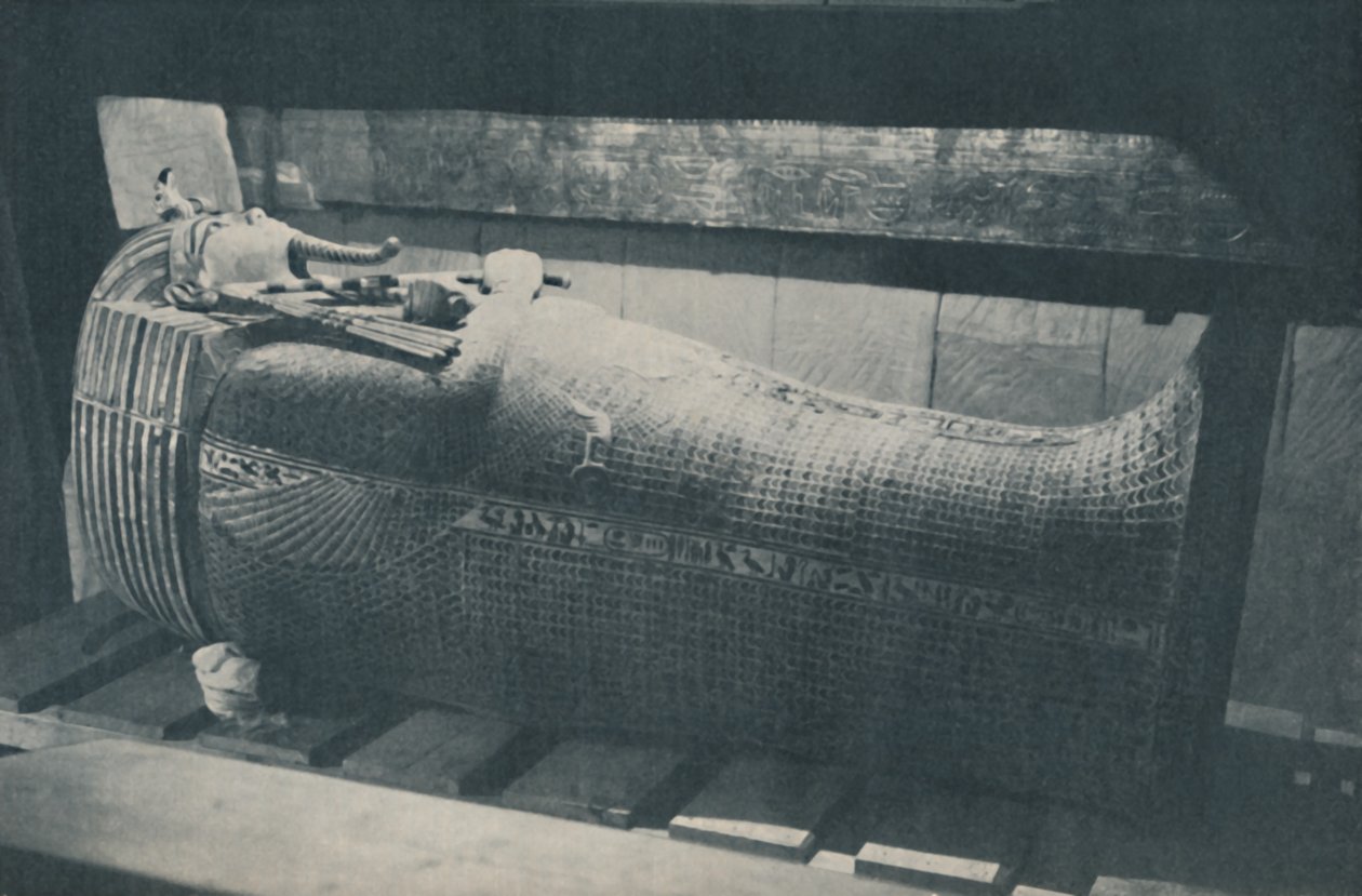Triple Nest of Golden Caskets to Preserve Poor Human Clay, c1935 af Harry Burton