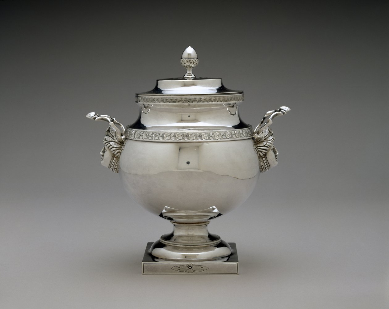 sukkerskål, ca. 1810-1835 (sølv) af Harvey Lewis