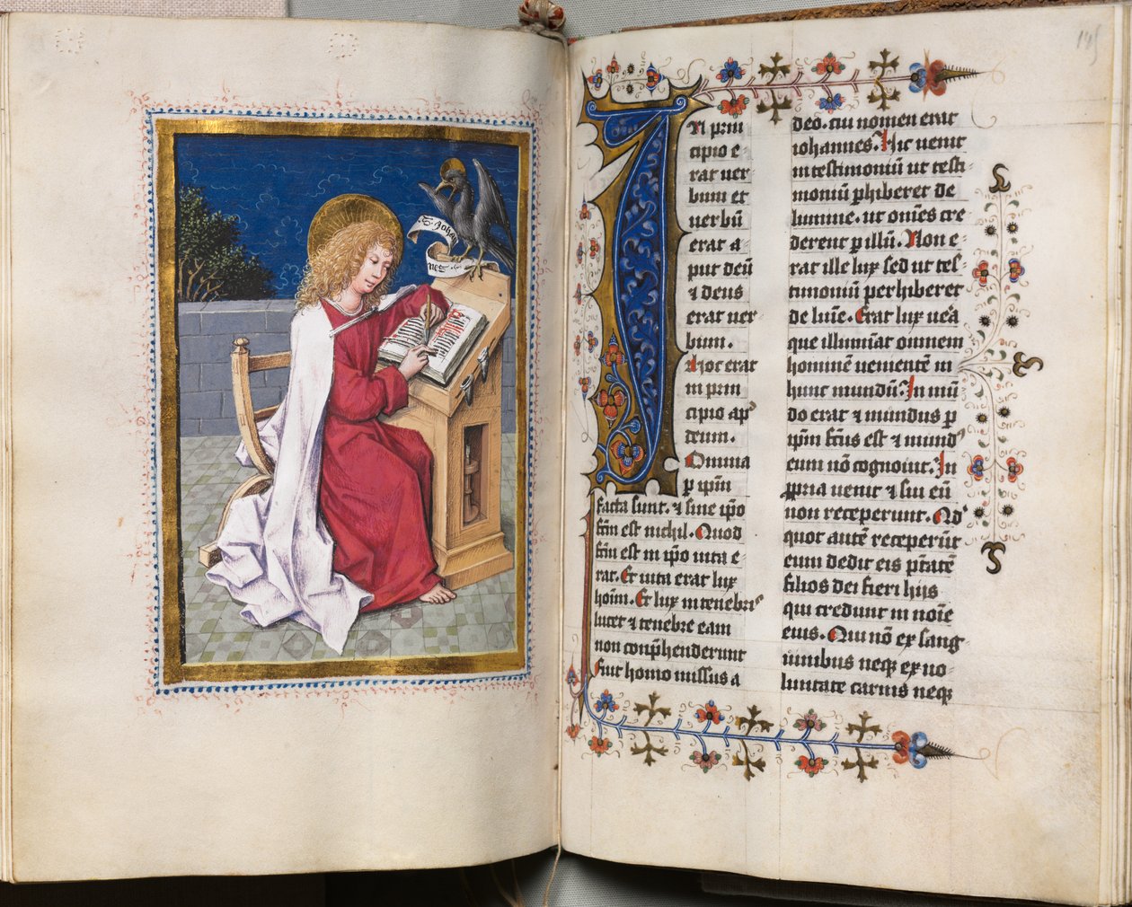 Evangeliebog med evangelistportrætter: Dekoreret initial af Hausbuch Master
