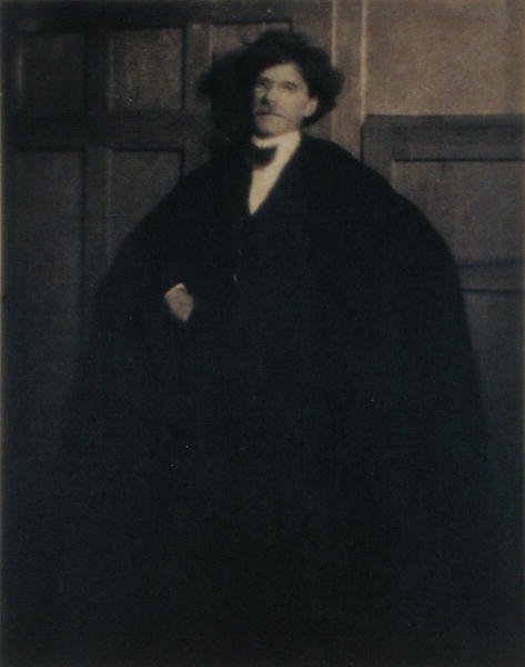 Portræt af Alfred Stieglitz (1864-1946) (s/h foto) af Heinrich Kuhn