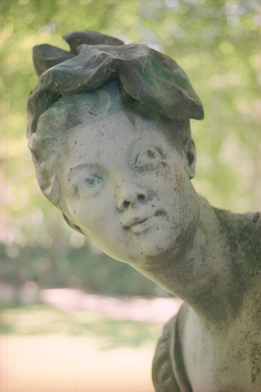 Monument dedikeret til Jean Antoine Watteau, detalje 1896 (1684-1721) (se også 252661 og 252662) af Henri Desire Gauquie