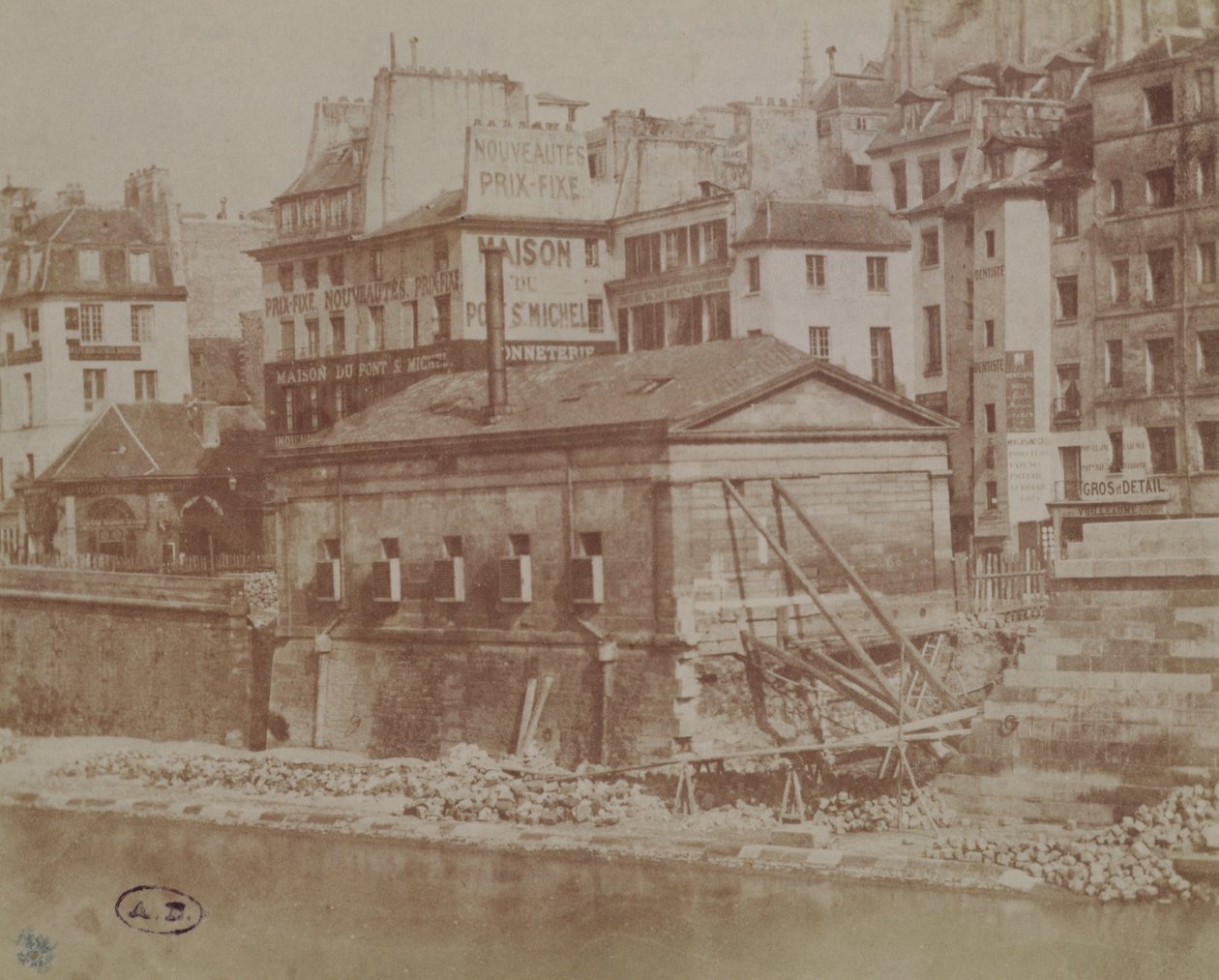 Udsigt over gamle parisiske huse med udsigt mod Pont St.Michel, ca. 1851 (kalotypefoto) af Henri Jean Louis Le Secq