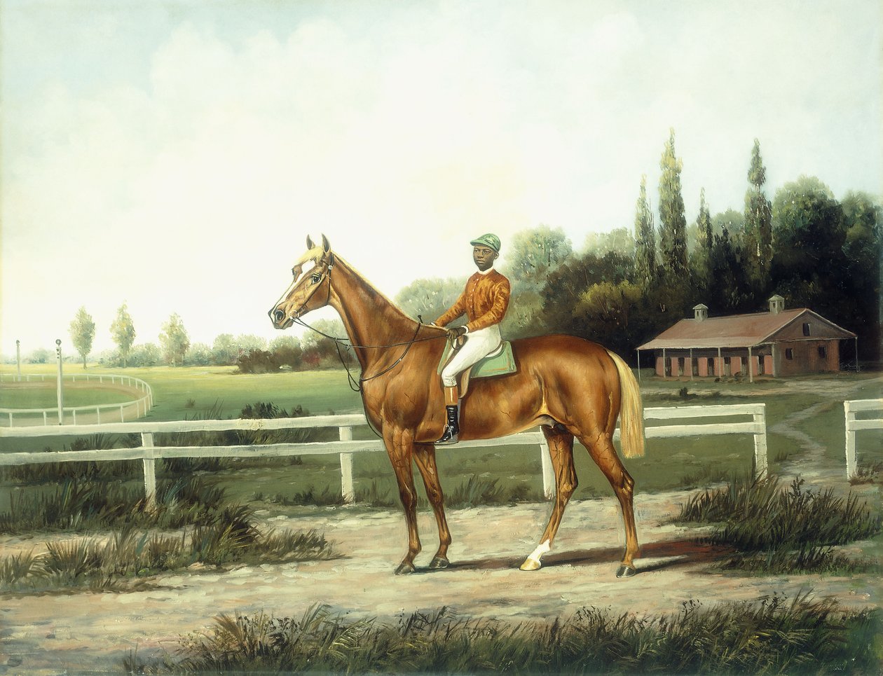 En kastanje væddeløbshest med jockey oppe på en træningsbane med stalde bagved, af Henry H. Cross