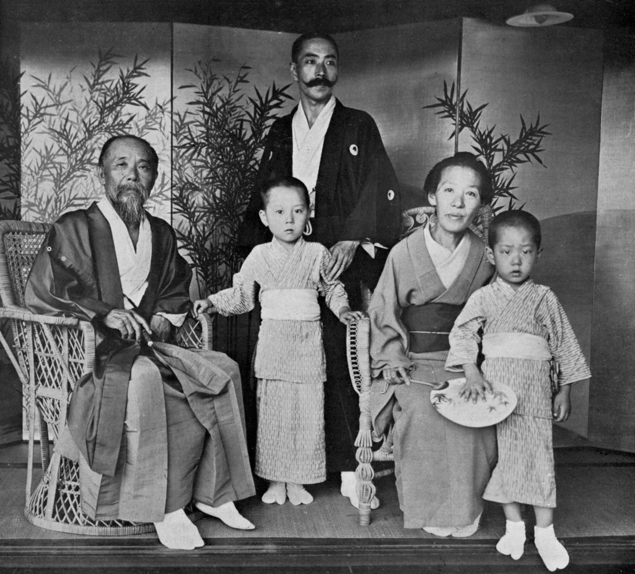 Prins og prinsesse Ito af Japan og deres familie, 1909. af Herbert Ponting