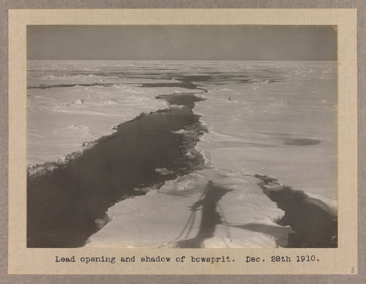 Terra Nova (1884) holdt stand i pakisen af Herbert Ponting
