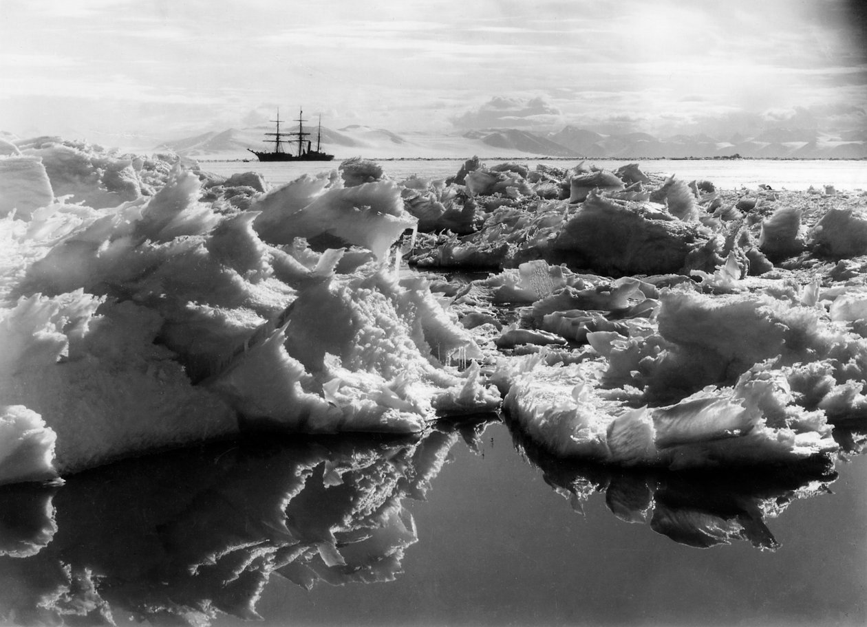 Terra Nova i McMurdo Sound, Antarktis, 1911 af Herbert Ponting