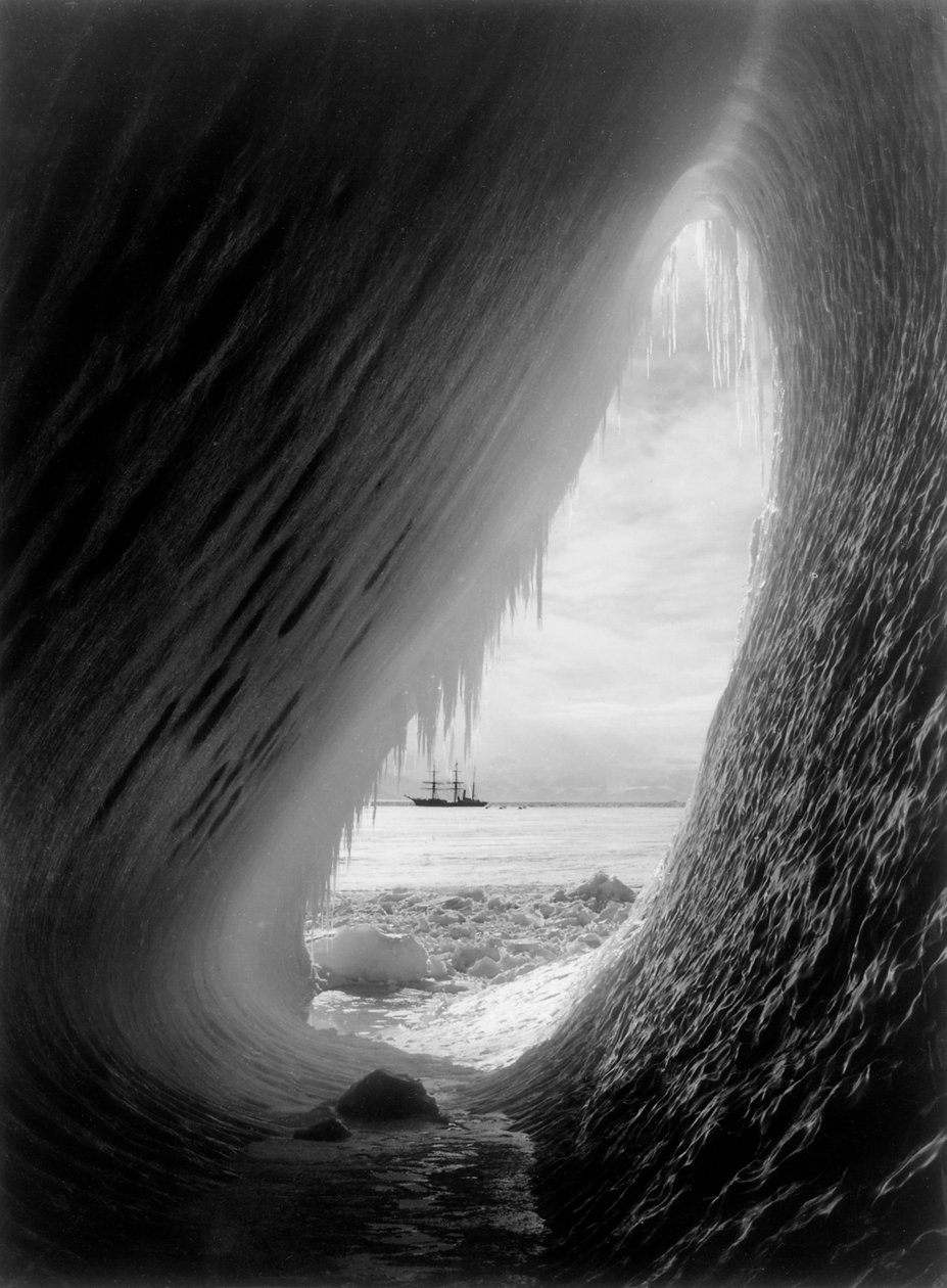 Terra Nova i McMurdo Sound, Antarktis, 1911 af Herbert Ponting