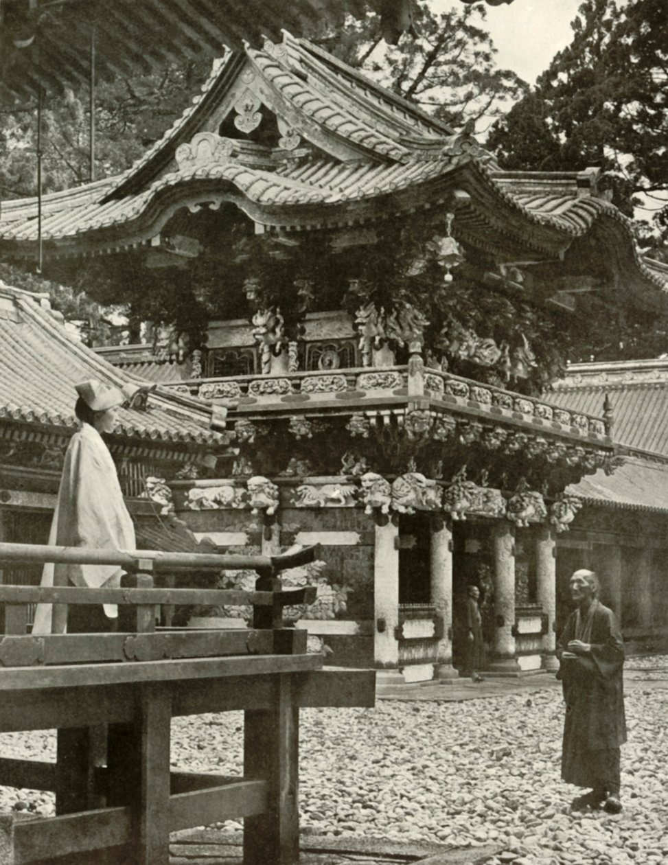 Forventet levetid er på Nikko, 1910. af Herbert Ponting