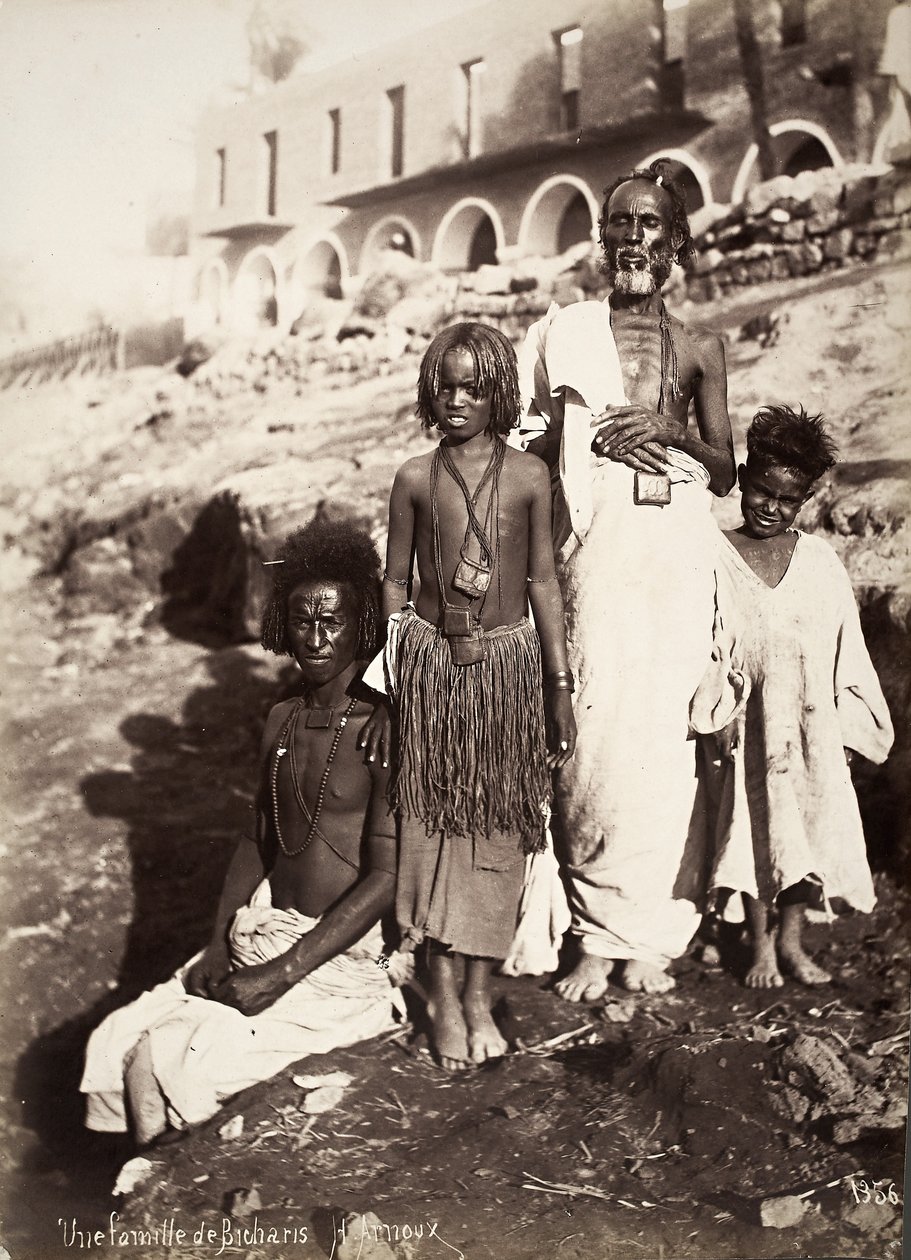 En familie af Bicharis (albumin print) af Hippolyte Arnoux