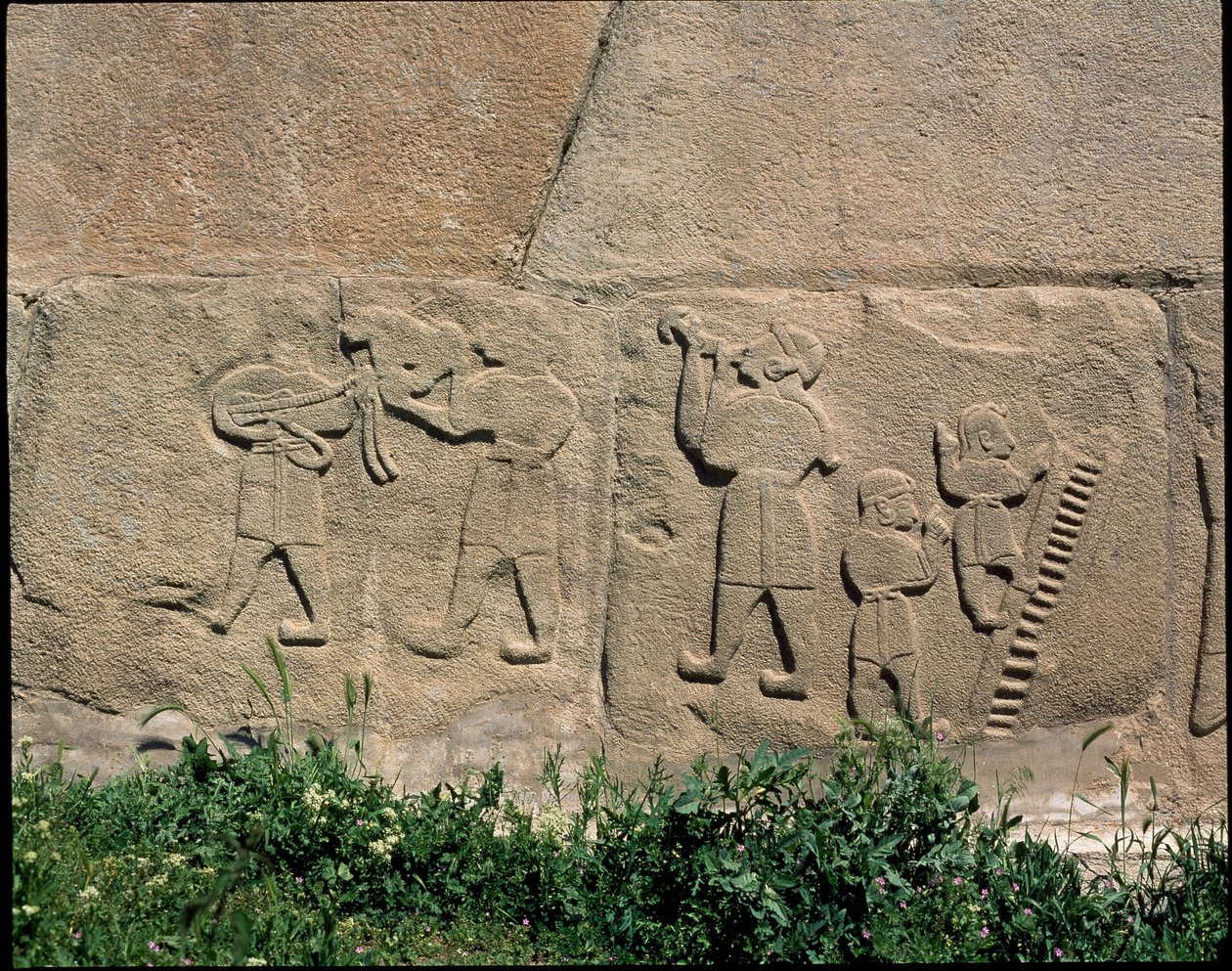 Udsigt over bunden af relieffer af Sfinxens port af Hittite Hittite
