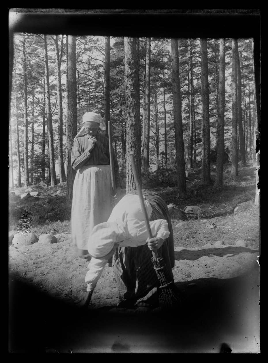 Modeller af maleriet Broom Grannies i Niemenlauta af Hugo Simberg