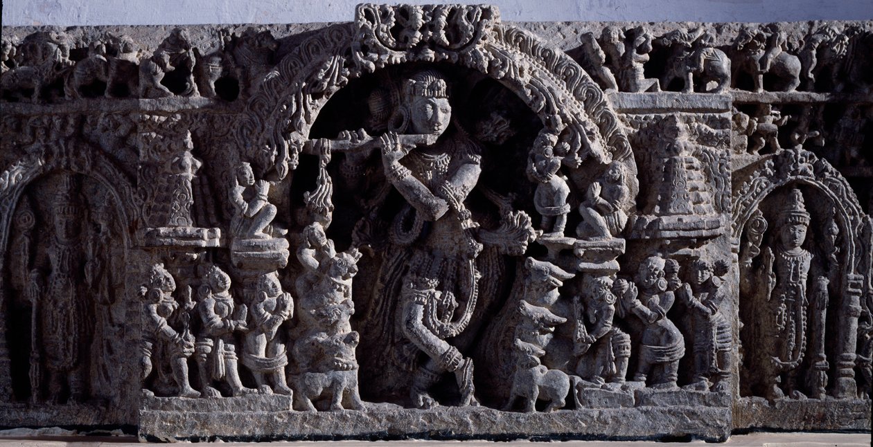 Hinduisme: "" Krishna eller Venugopala, mester af fløjtekøer""" Sort stenskulptur, central del (Krishna som Venugopala) 12. århundrede (12. århundrede) fra Halebidu, Mysore - Calcutta, indisk museum af Indian School