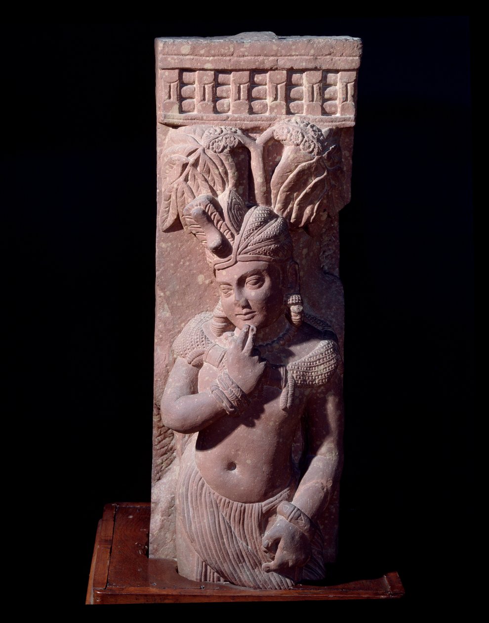 Rishyasringa, en dreng født med en hjorts horn, ekstatisk efter sin første seksuelle oplevelse (skulptur af rød sandsten, Kushan Empire) af Indian School