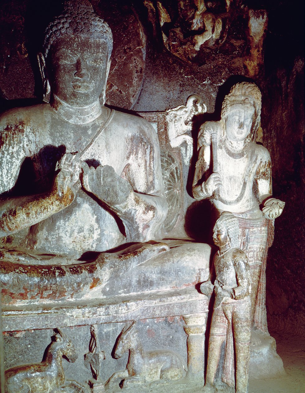 Siddende Buddha laver den første undervisningsgest fra Caitya Hall of Cave 10 af Indian School