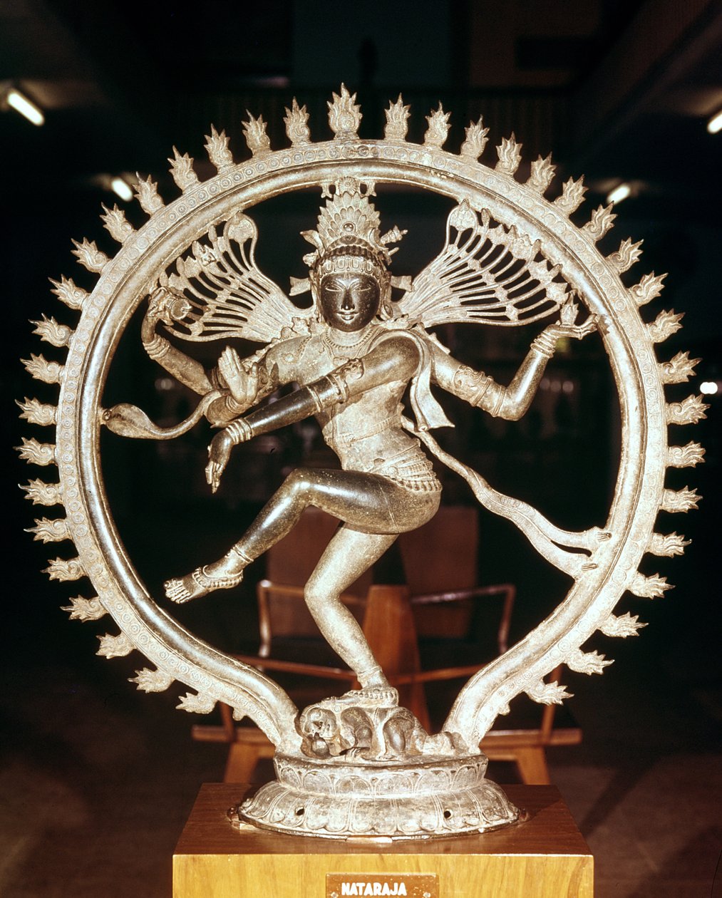 Shiv Nataraja, fra Kankoduthavanitam, Tanjore (bronze) af Indian School